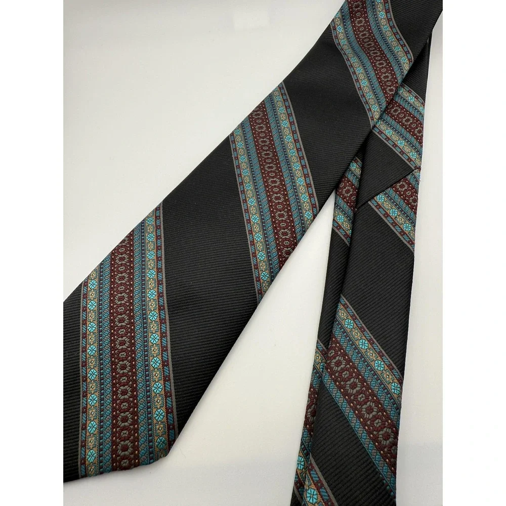 Vintage Wembley Tie Mens Classic Black‎ Blue Red Medallion Geometric WemSilk 90s